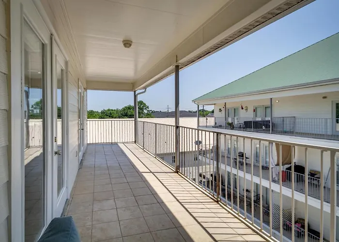 Pet-Friendly Vacation Rental In Biloxi Near Beach!